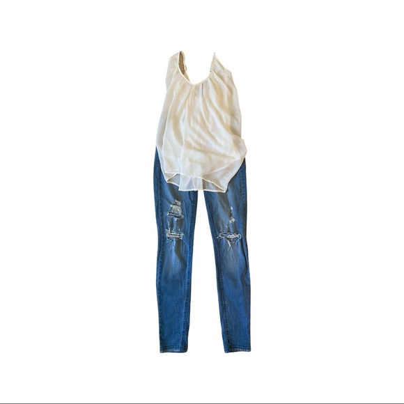 Casual// Kate Jean - Picture 4 of 7